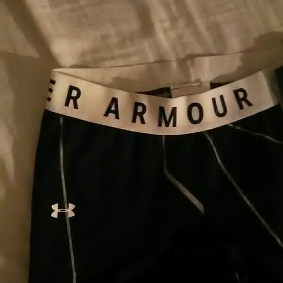 NWT Under Armour Leggings - Picture 2 of 5
